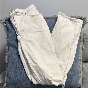 Abercrombie & Fitch Off-White Ultra High Rise Jeans